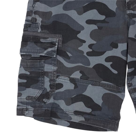 Sun + Stone Cargo Shorts Mens 34 Camo Camouflage Pockets Casual Modern Outdoor - Picture 5 of 13